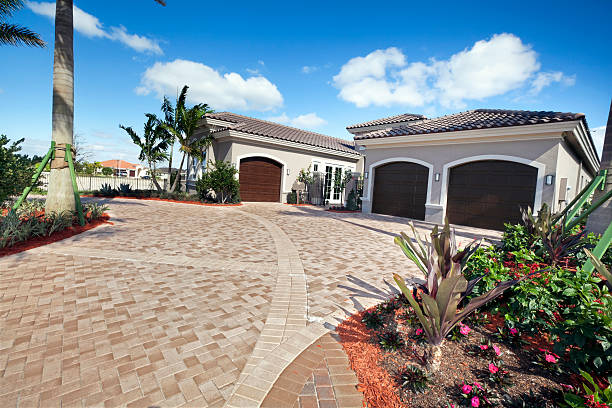 Best Driveway Paving Contractor  in Mayfair, CA